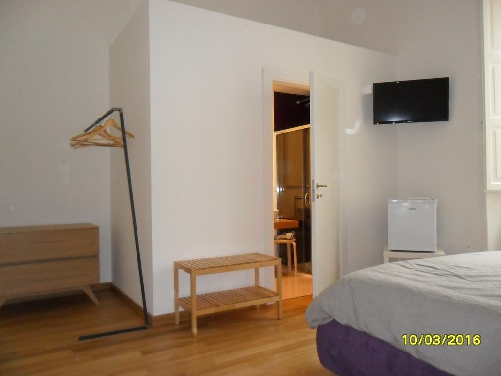 B&B La Casa Gialla Lecce Bagian luar foto