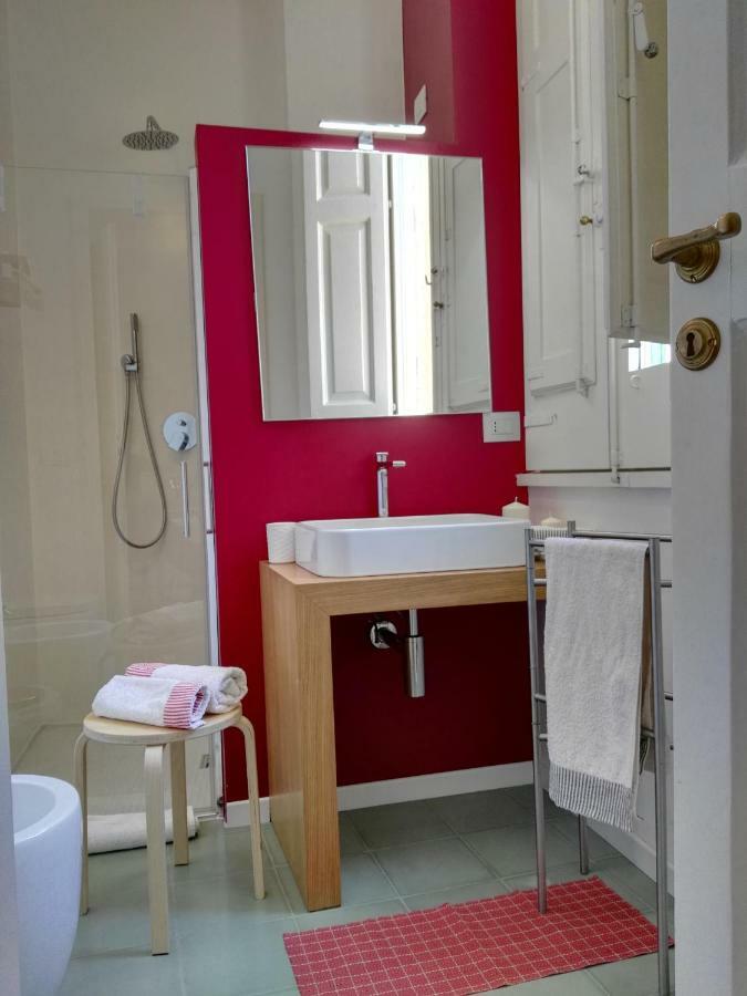 B&B La Casa Gialla Lecce Bagian luar foto